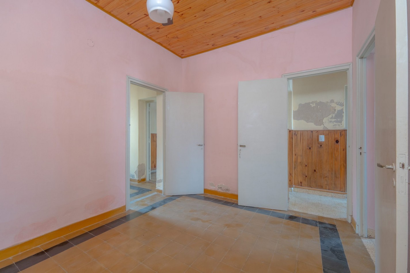 CASA SOBRE S. ARCAS / OPCION CASA + GALPON LINDERO (Tenemos exclusividad!)