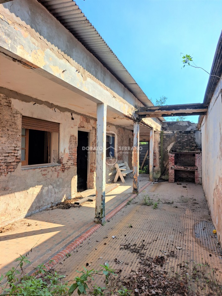 LOCAL FRENTISTA + LOTE Y CONSTRUCCION INTERNOS / AREA CENTRAL.  