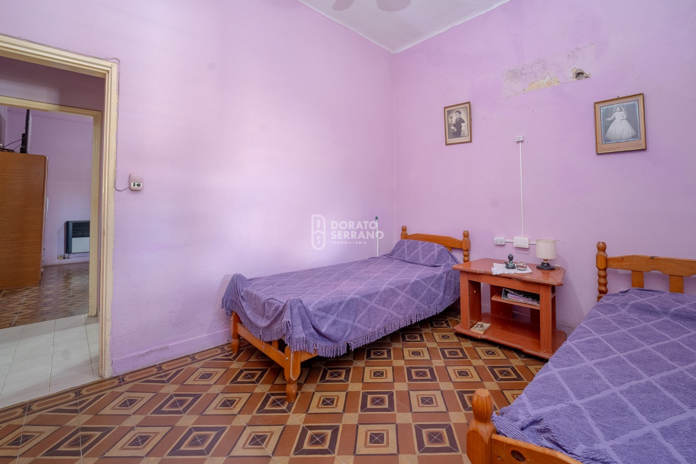 LISTA PARA HABITAR! TODOS LOS SERVICIOS! SOBRE AVDA!