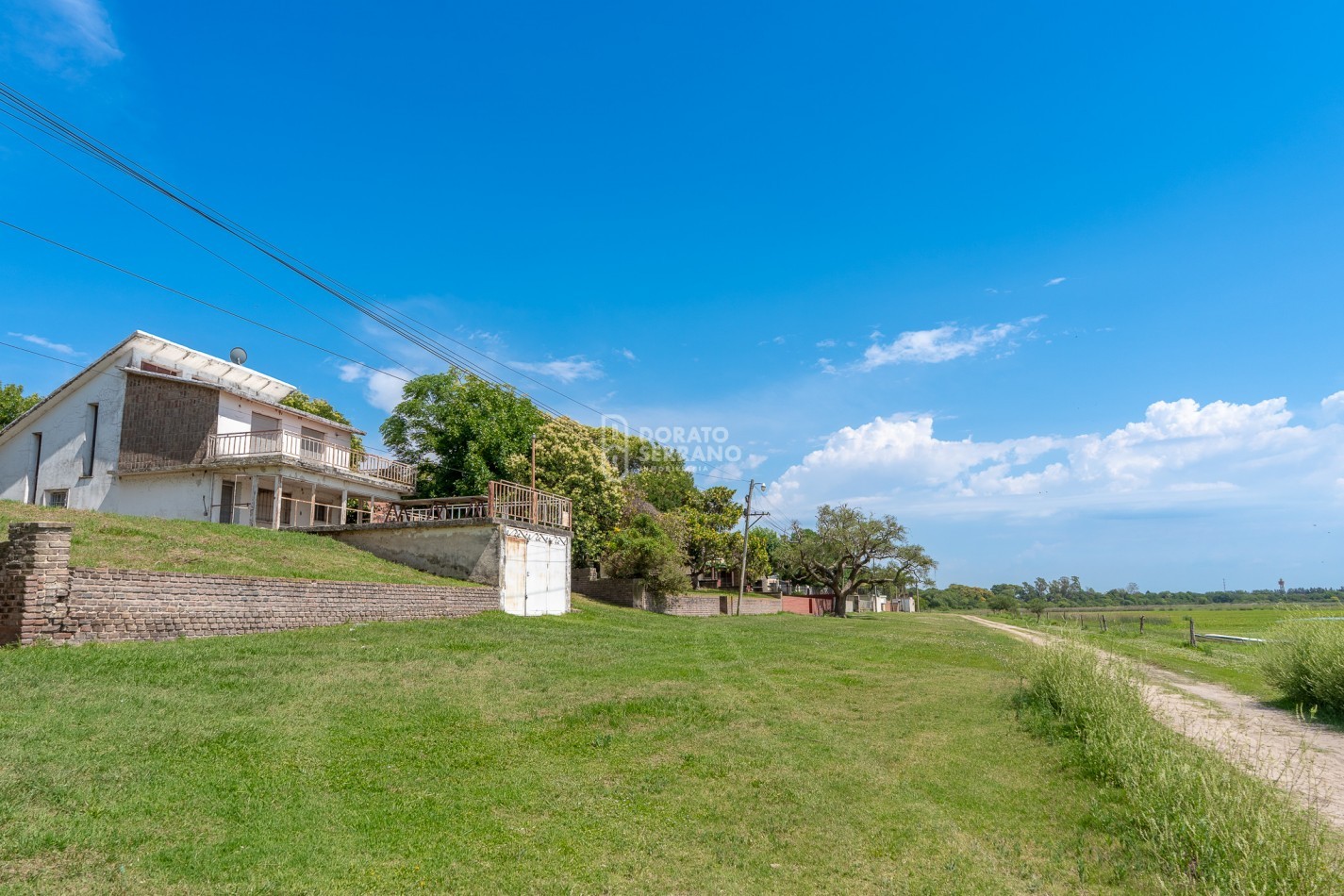 VOLVER A BRILLAR! NOTABLE PROPIEDAD EN EL RIO!