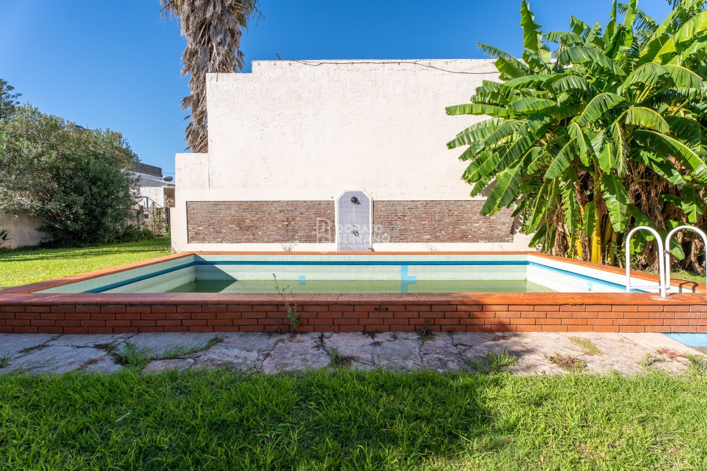 PORTE Y ESTILO PROPIO - AREA CENTRAL!