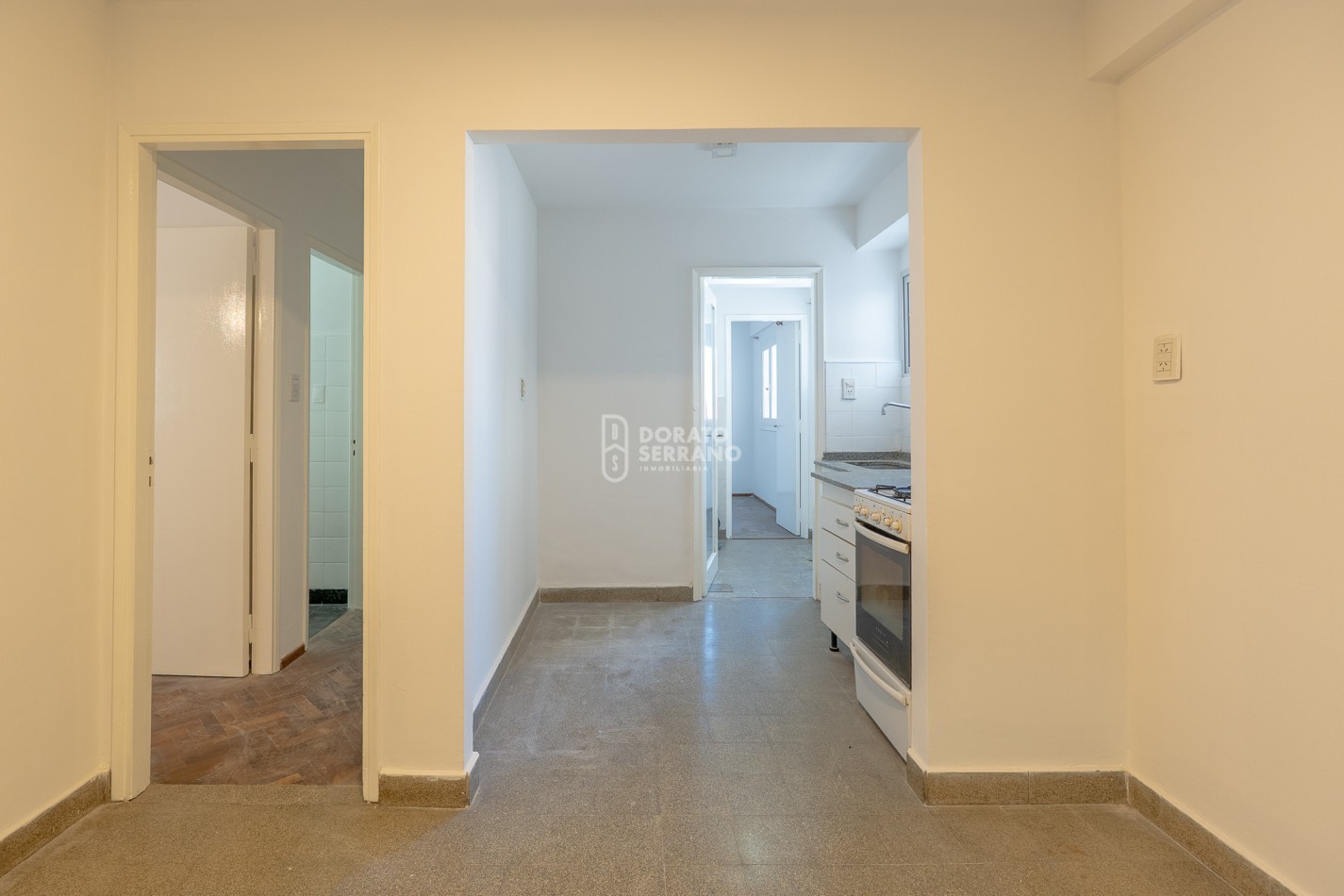 DEPTO. ROSARIO - AMPLIO Y SEÑORIAL.