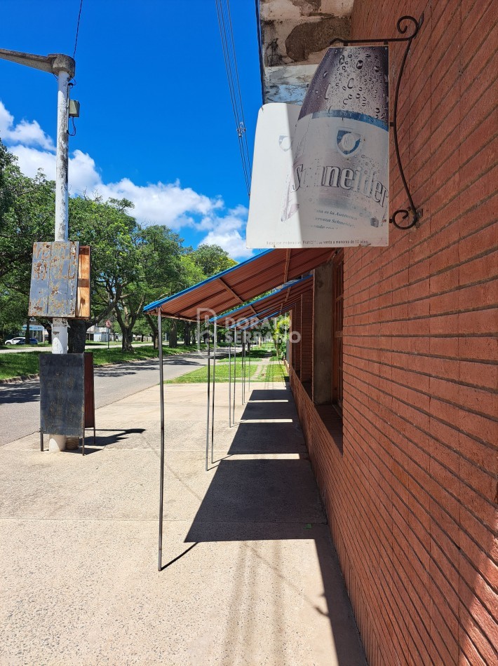 LOCAL ESTRATEGICO EN PEDRONI! ALTO POTENCIAL.