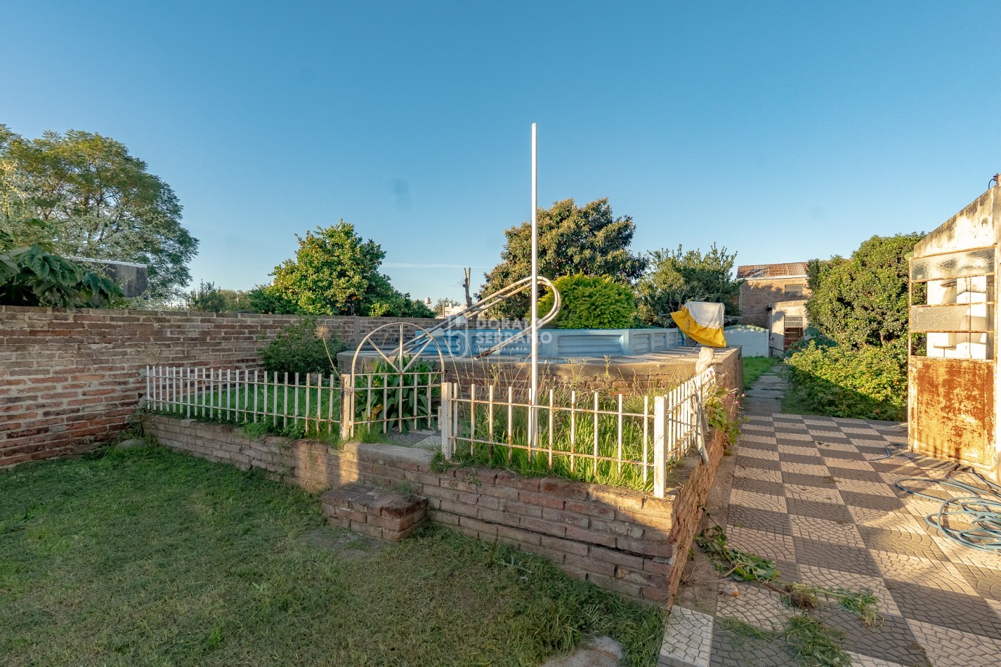 CASA + 500 m2 DE LOTE - BARRIO PROGRESO!