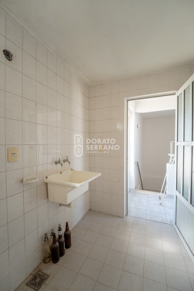 DEPTO. GIGANTE EN MICROCENTRO! 132 M2 EXCLUSIVOS & PLUS TERRAZA SOLARIUM!