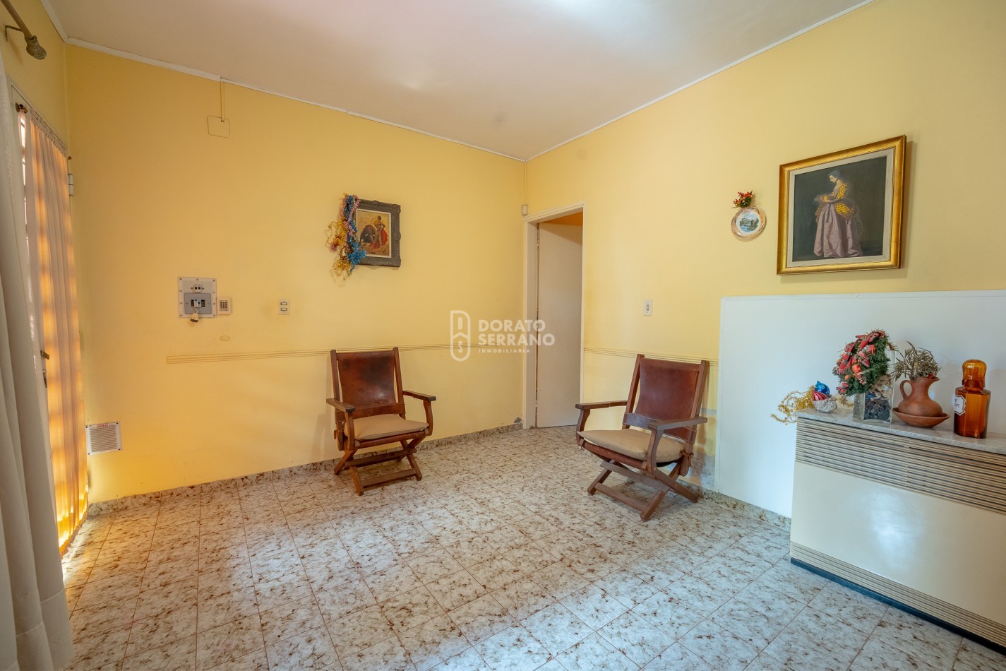 CASA EN BARRIO RESIDENCIAL! LISTA PARA UN NUEVO SUEÑO!