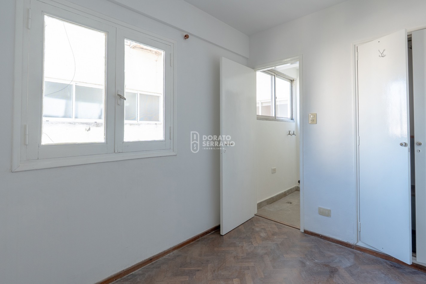 DEPTO. ROSARIO - AMPLIO Y SEÑORIAL.