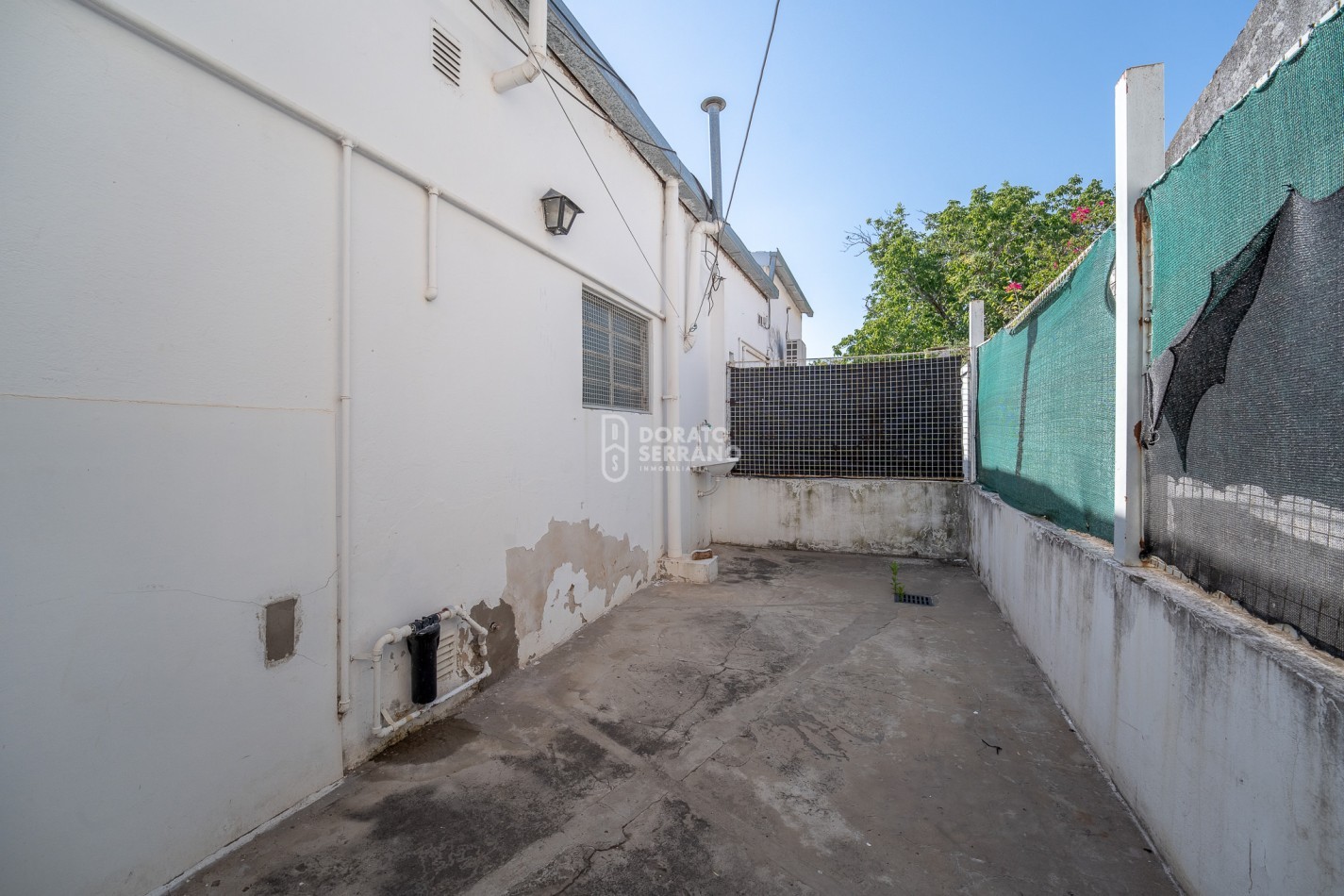 COMPLEJO DE 3 DEPTOS. CENTRICOS + PLUS: LOTE REMANENTE!  