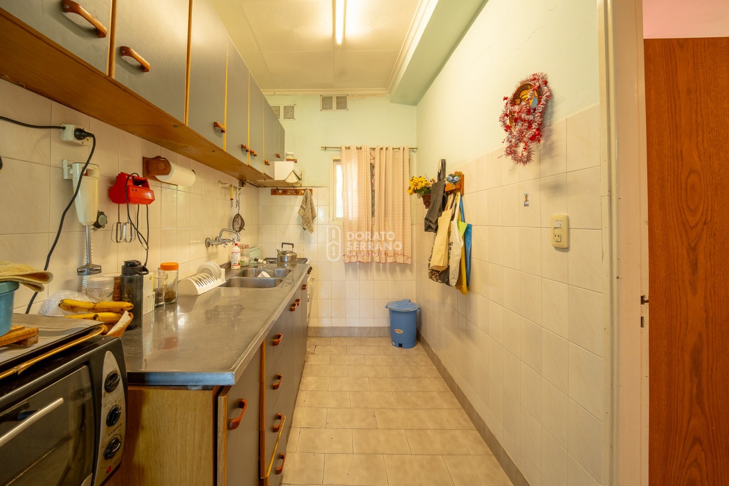 CASA EN BARRIO RESIDENCIAL! LISTA PARA UN NUEVO SUEÑO!