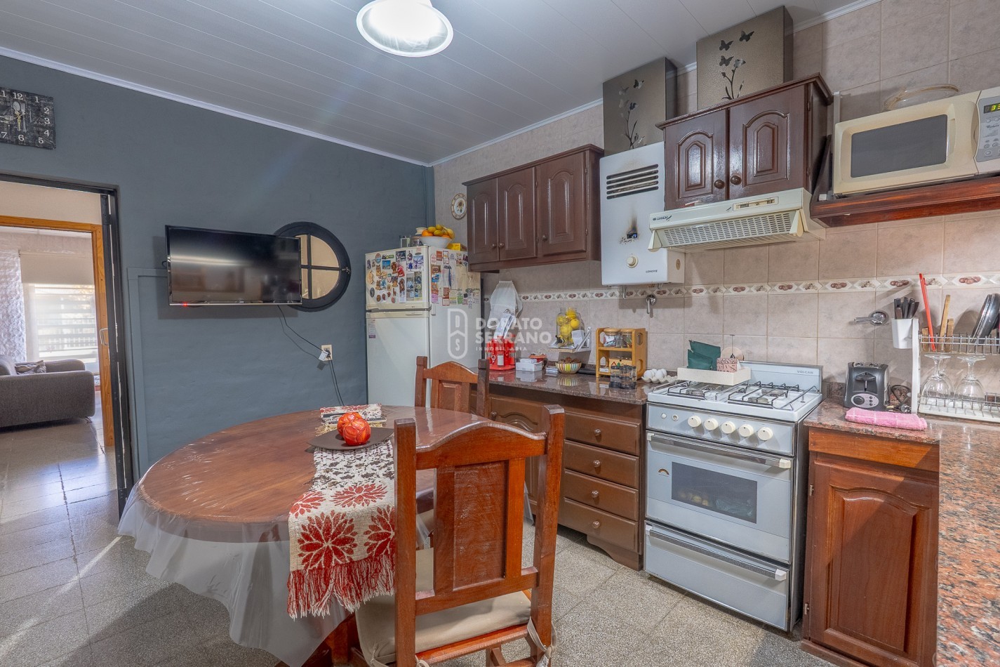 BONITA Y PRACTICA! FLORIDA / RESIDENCIAL!