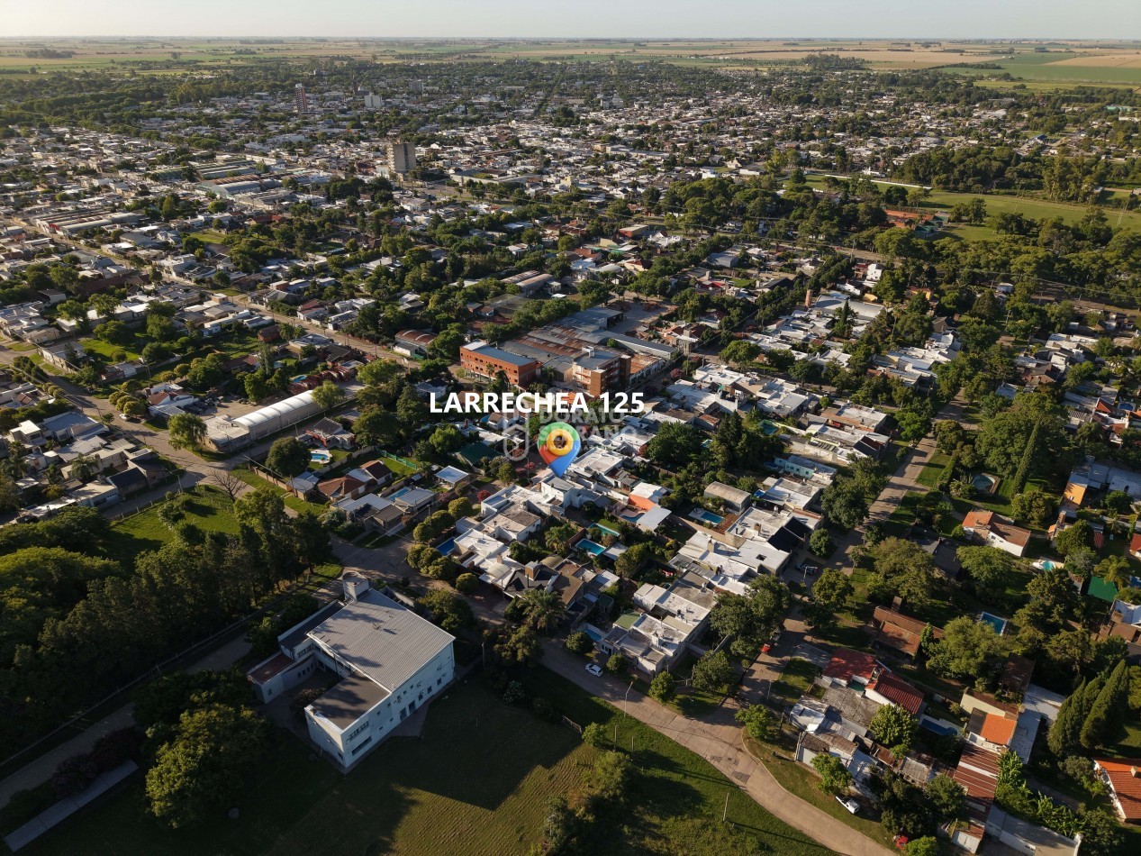 CASA EN BARRIO RESIDENCIAL! LISTA PARA UN NUEVO SUEÑO!