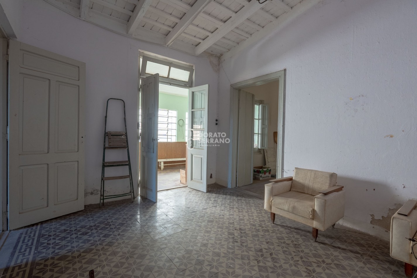 LOTE + CASA A DEMOLER O RECICLAR