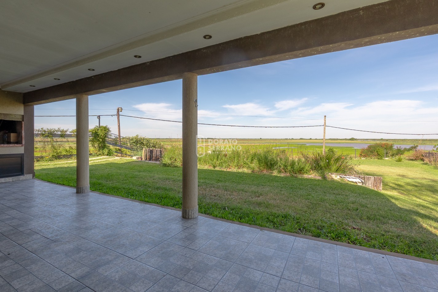 EXTRAORDINARIA! BARRIO GALVEZ - LAGUNA DE LOTTO.