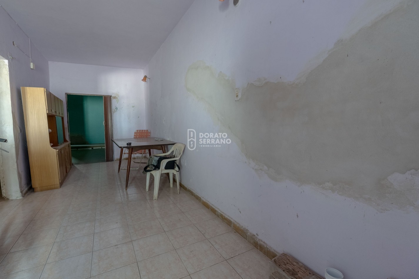 GRAN SUPERFICIE - TODOS LOS SERVICIOS.