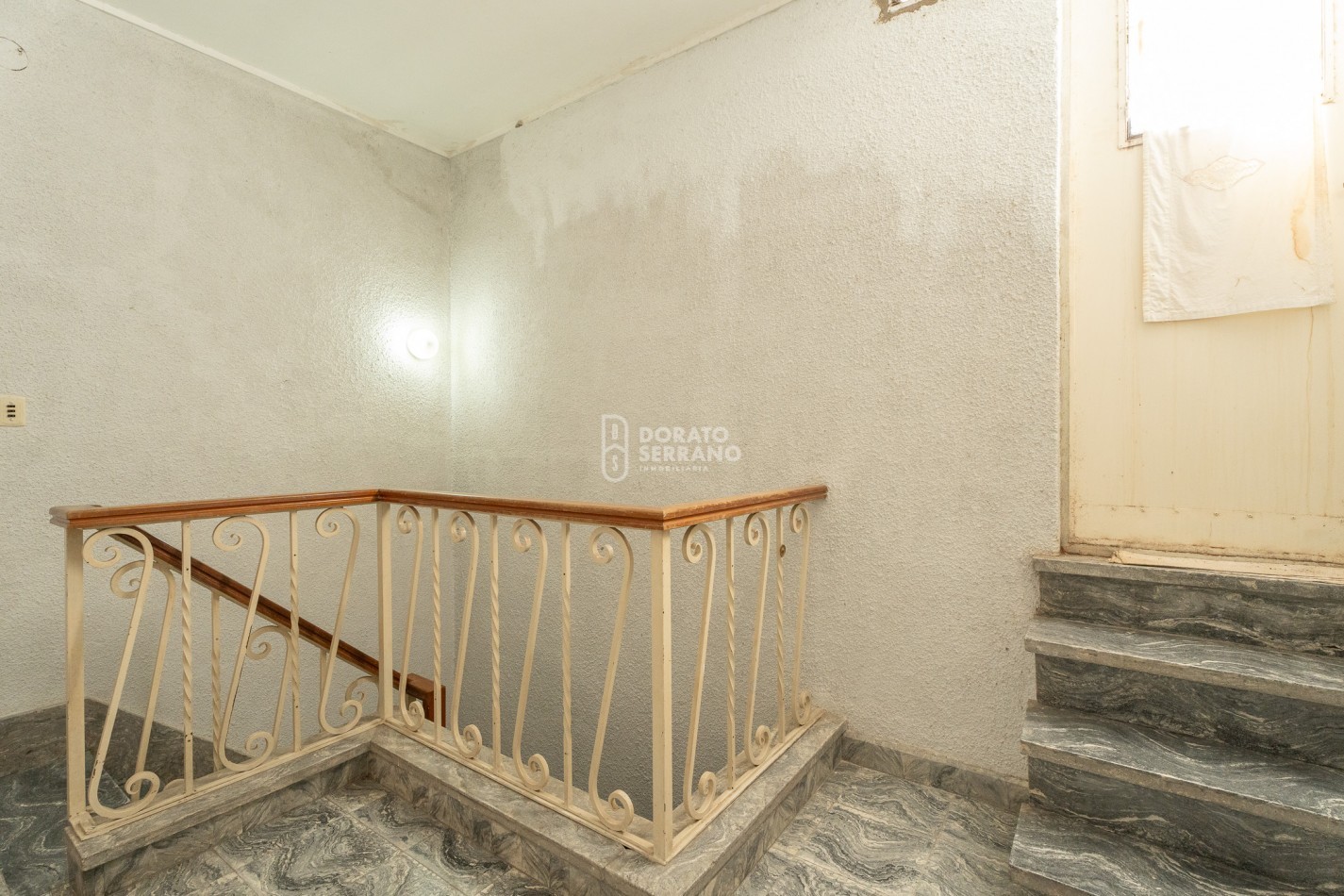 PORTE Y ESTILO PROPIO - AREA CENTRAL!