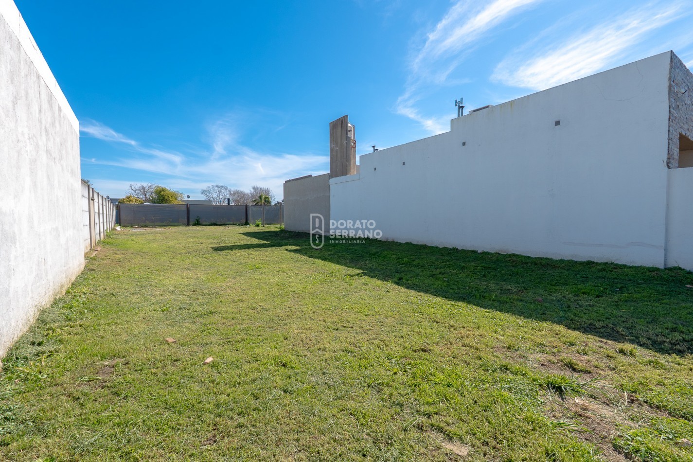 LOTE RESIDENCIAL - 10X30.