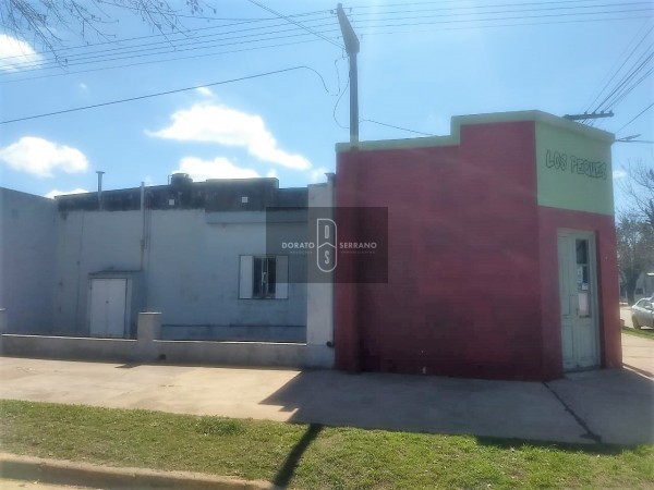 SANTA CLARA - CASA+LOCALES EN ESQUINA!