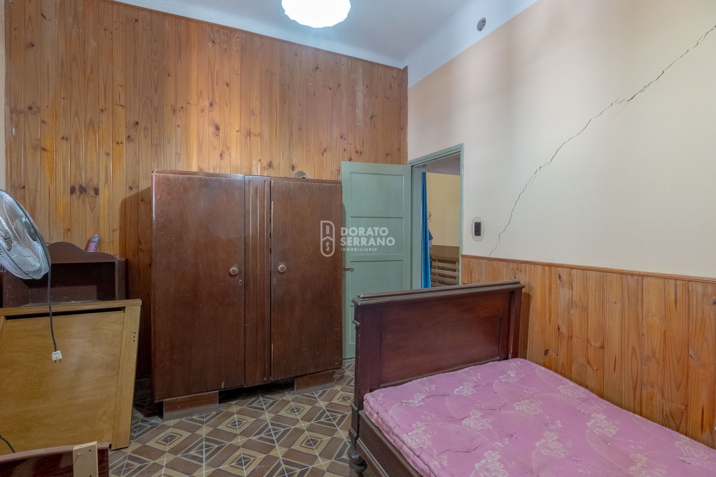 PRACTICA Y BIEN UBICADA.