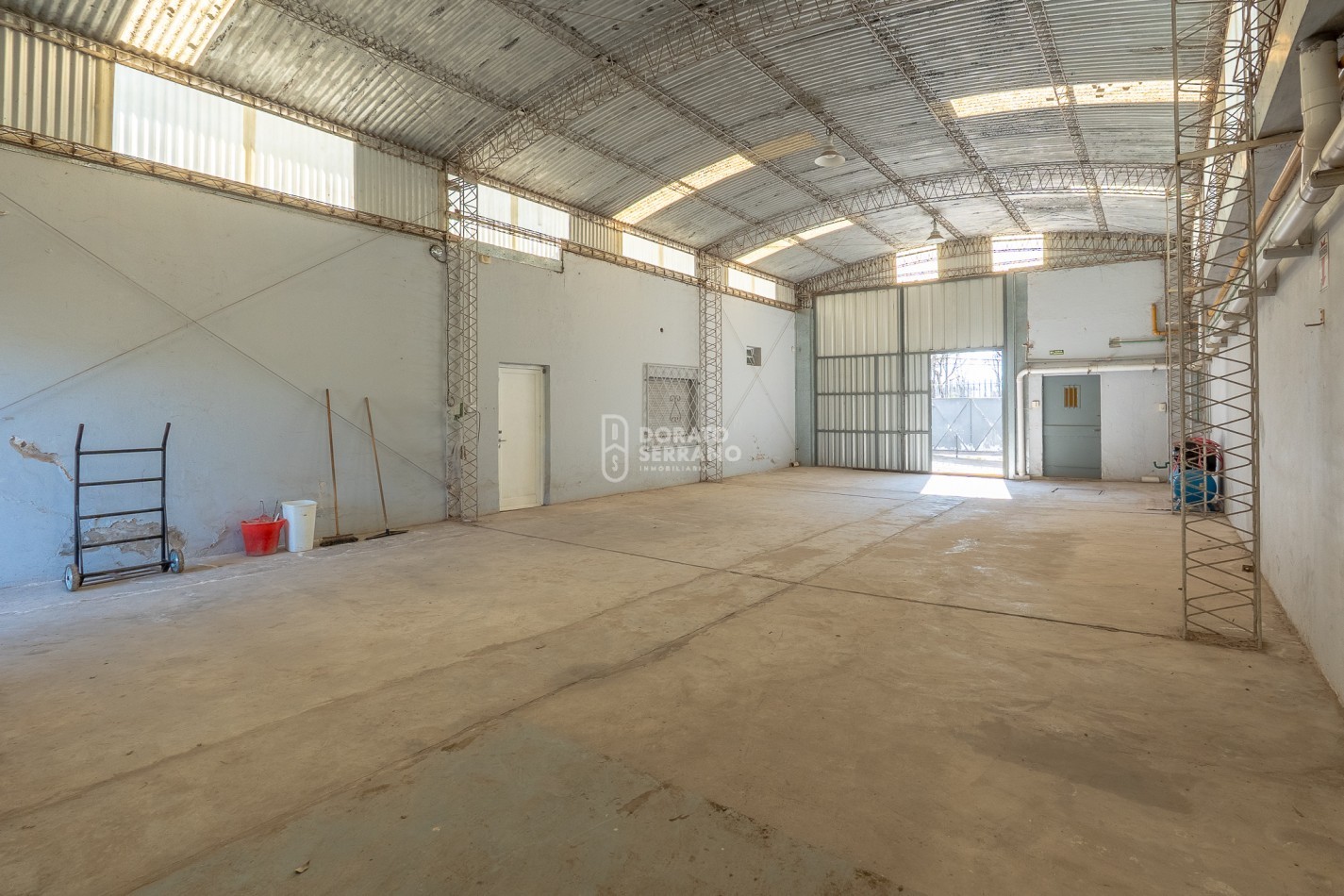 CASA + CONSTRUCCION INDUSTRIAL + LOTE XL!