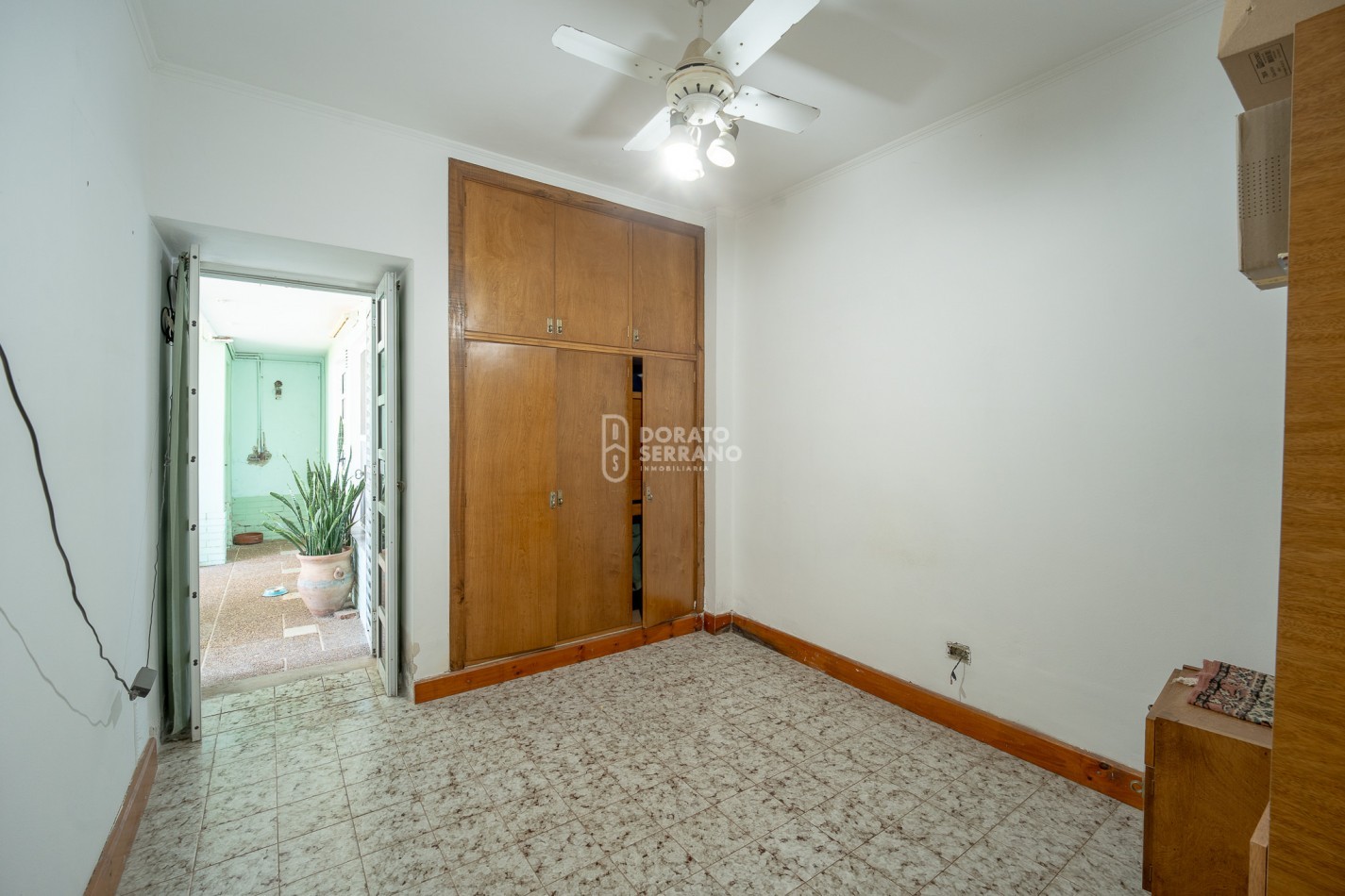 CASA EN BARRIO RESIDENCIAL! LISTA PARA UN NUEVO SUEÑO!