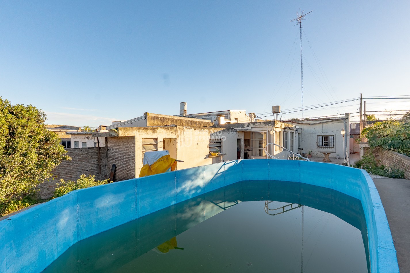 CASA + 500 m2 DE LOTE - BARRIO PROGRESO!