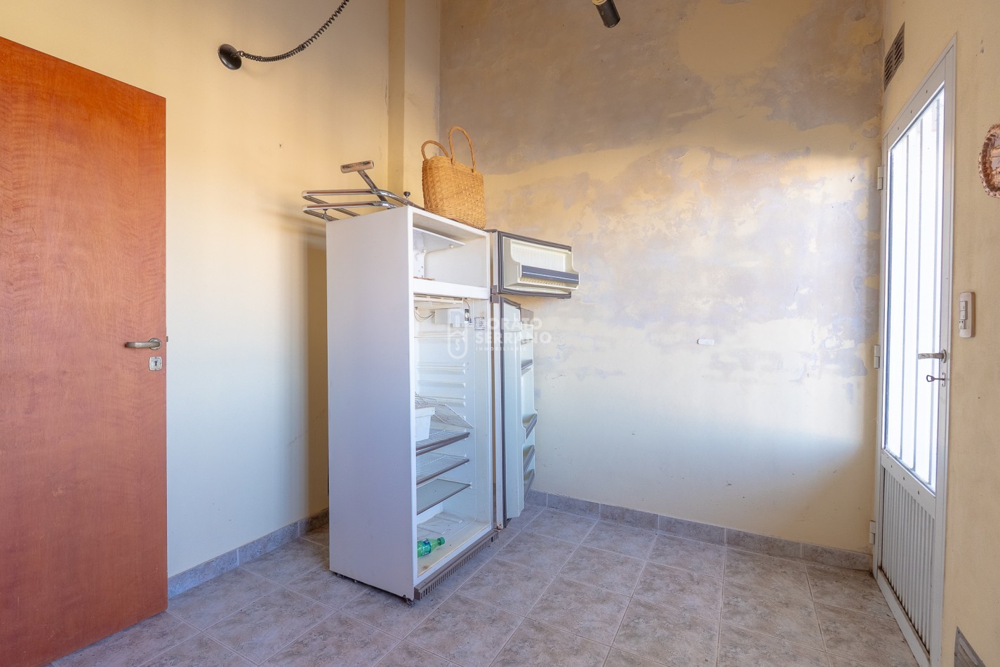 1 CASA DE 2 PLANTAS O 2 DEPTOS. INDEPENDIENTES / A ELECCION! 