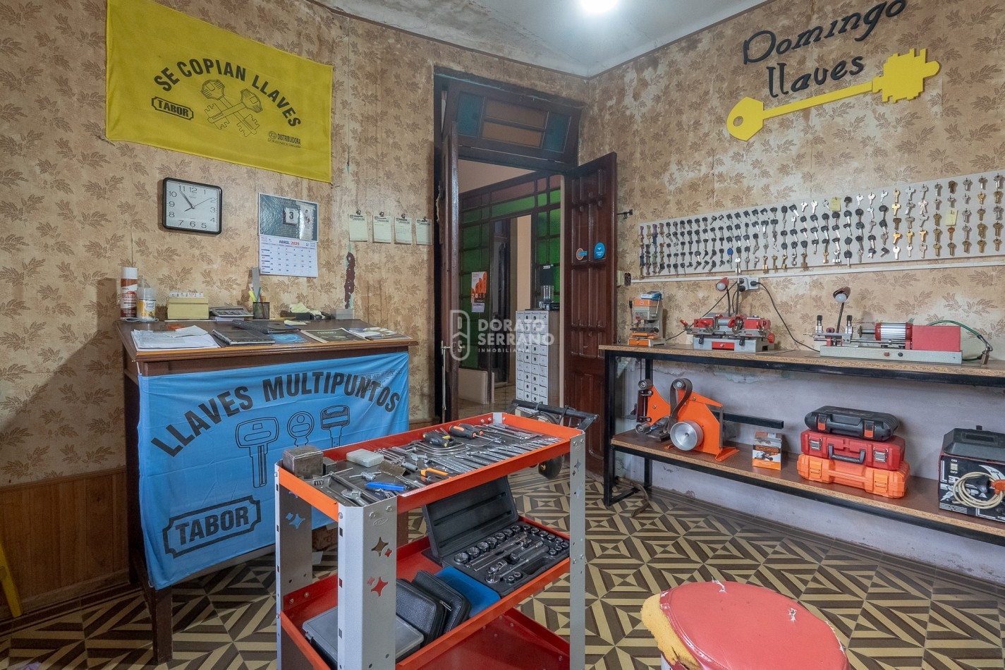 CASA ESTILO COLONIAL - TODOS LOS SERVICIOS!