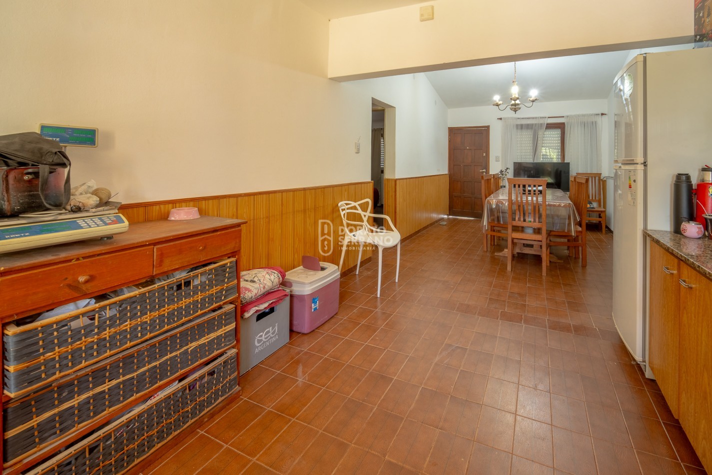 BONITA & LISTA PARA HABITAR! EN ESQUINA!