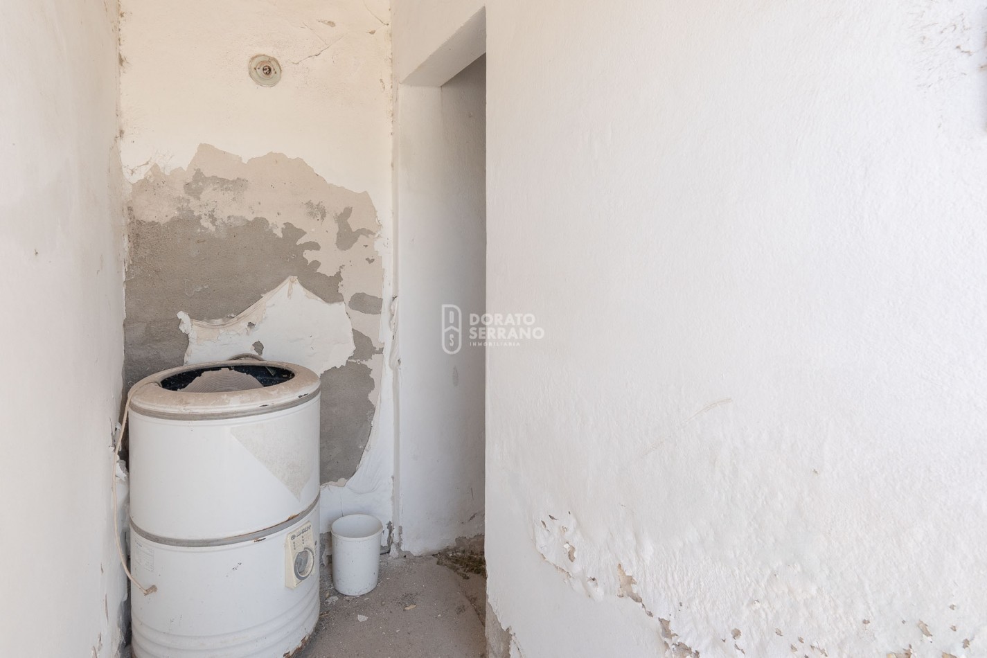 PRACTICA Y BIEN UBICADA.