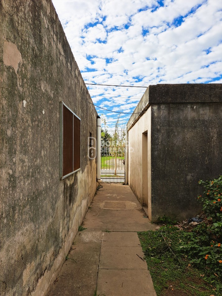 SUPER LOTE + CASA-HABITACION / PUEBLO IRIGOYEN!