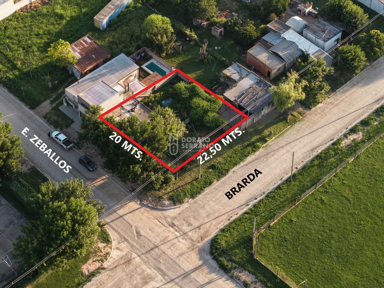 LOTE EN ESQUINA! 20X22,50 / 450 M2 -PERFECTO!