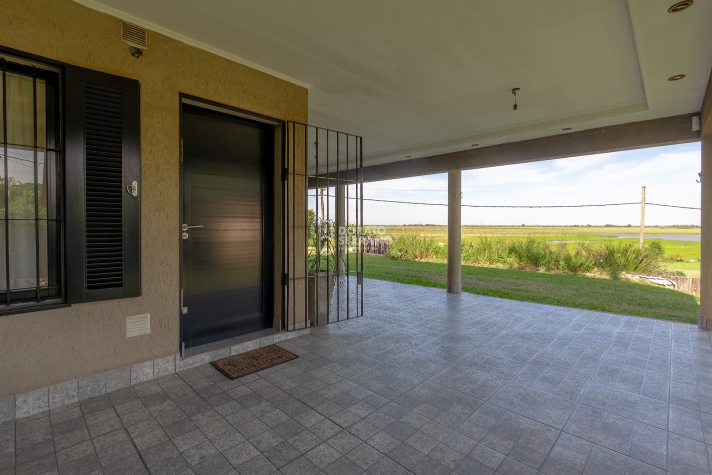 EXTRAORDINARIA! BARRIO GALVEZ - LAGUNA DE LOTTO.