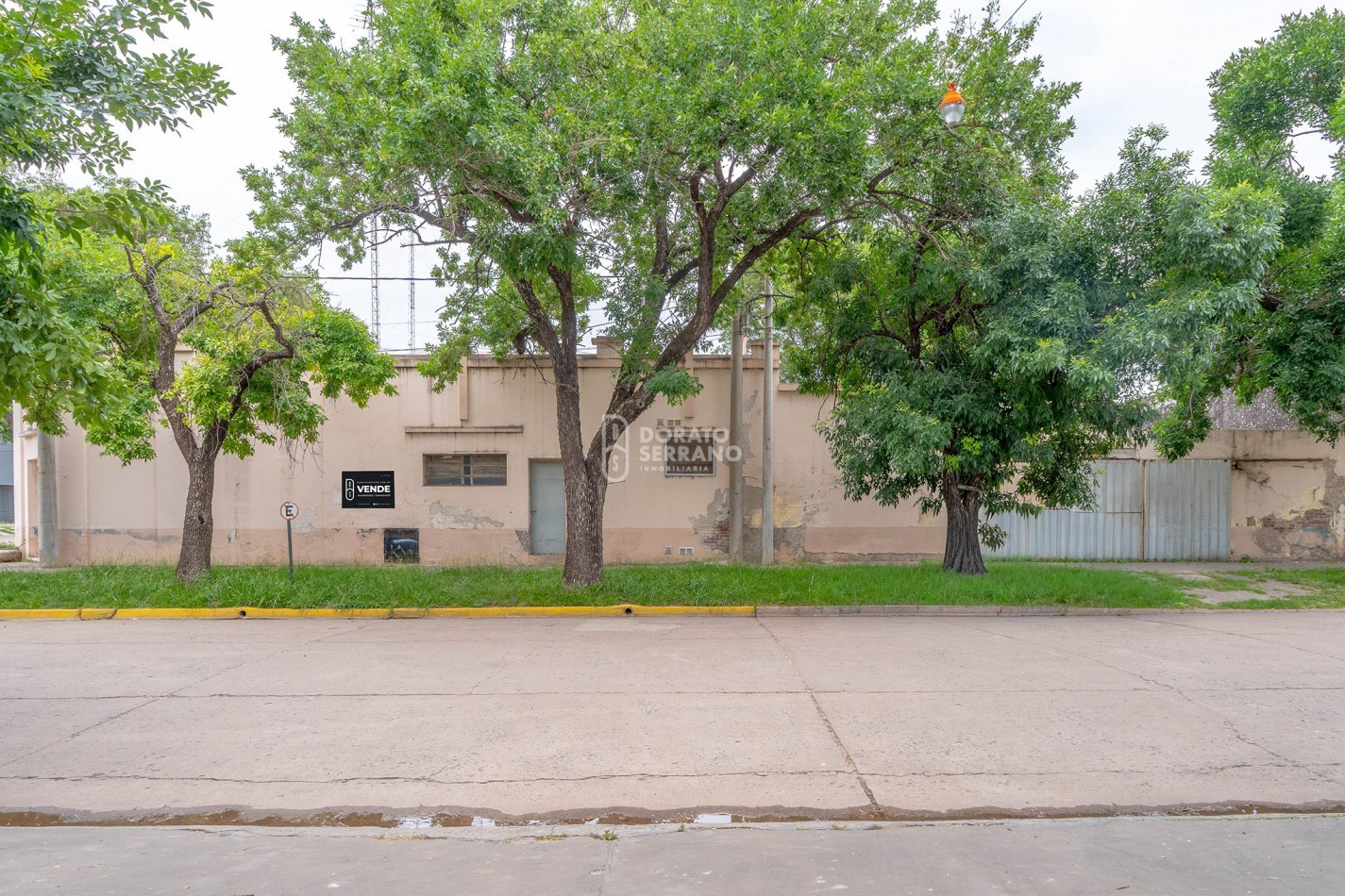 42 MTS. DE FRENTE EN ESQUINA! MAXIMAS POSIBILIDADES SOBRE 25 DE MAYO!