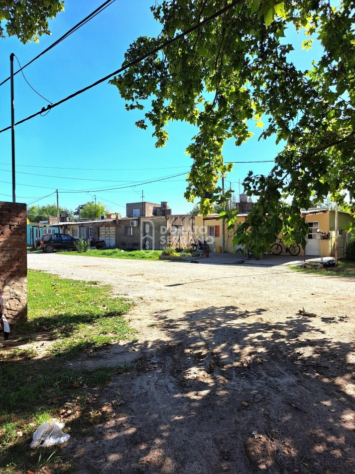 PUEBLO IRIGOYEN!  / 1.250 M2  + 2 CASAS + QUINCHO & PARQUE / 