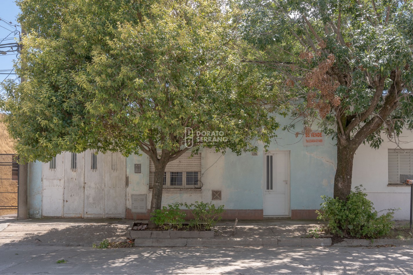 GRAN SUPERFICIE - TODOS LOS SERVICIOS.