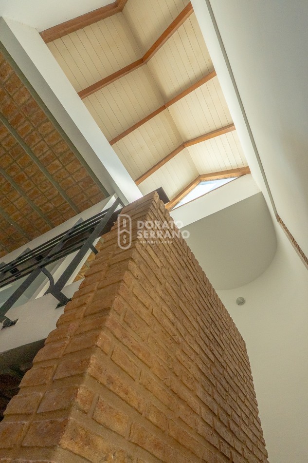 LOCAL & CONSULTORIO & OFICINA! O DEPTO!!!