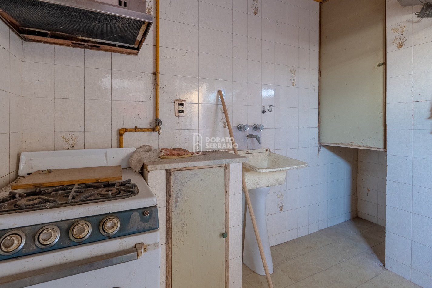 1 CASA DE 2 PLANTAS O 2 DEPTOS. INDEPENDIENTES / A ELECCION! 