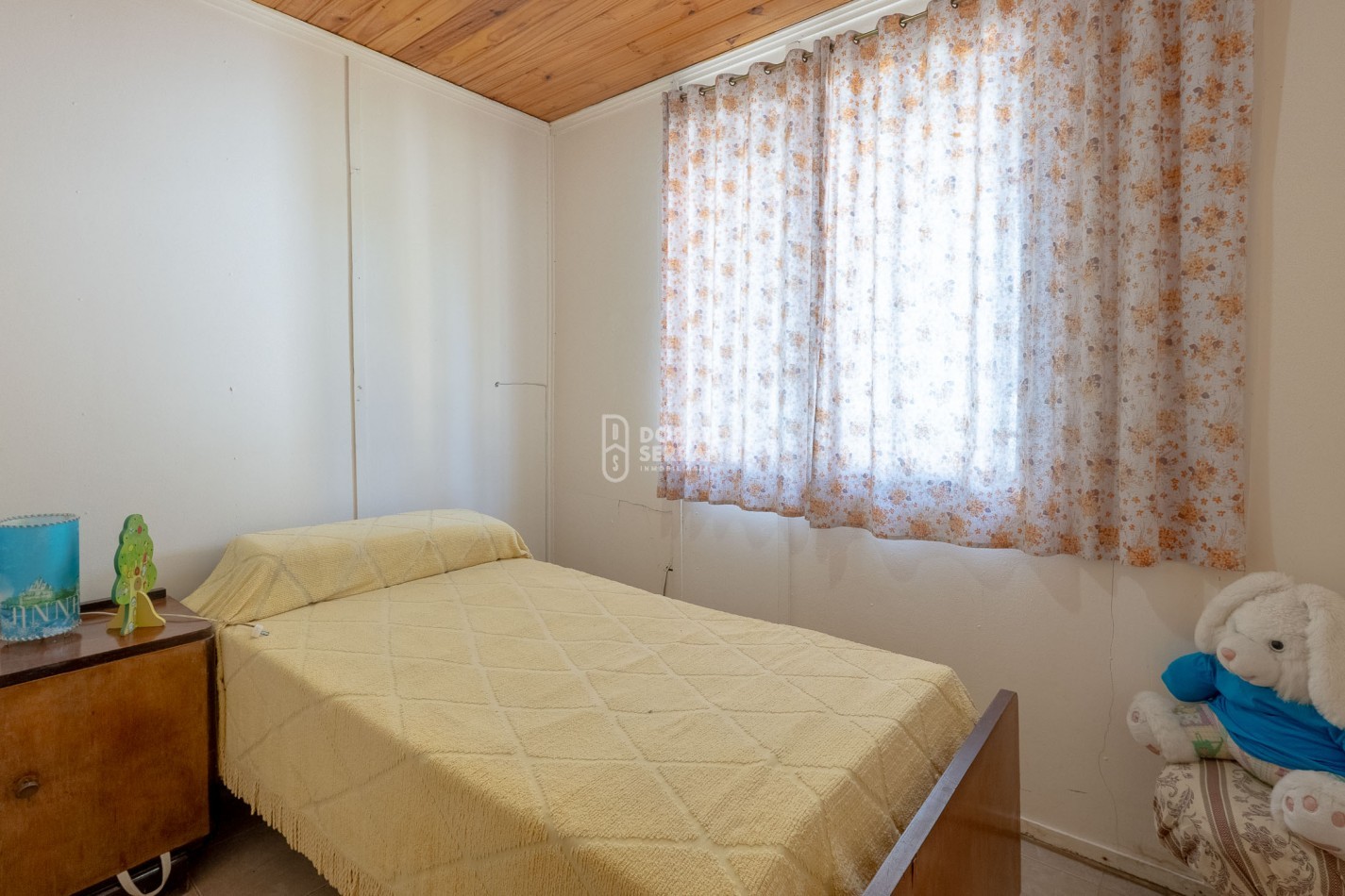 CASA EN EL RIO - BARRIO GALVEZ - PRACTICA Y BIEN UBICADA!