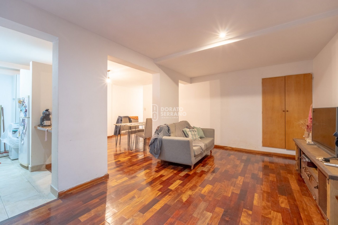 DEPTO. 1 DORMITORIO Y BAULERA S/ PEATONAL SAN MARTIN. ROSARIO!