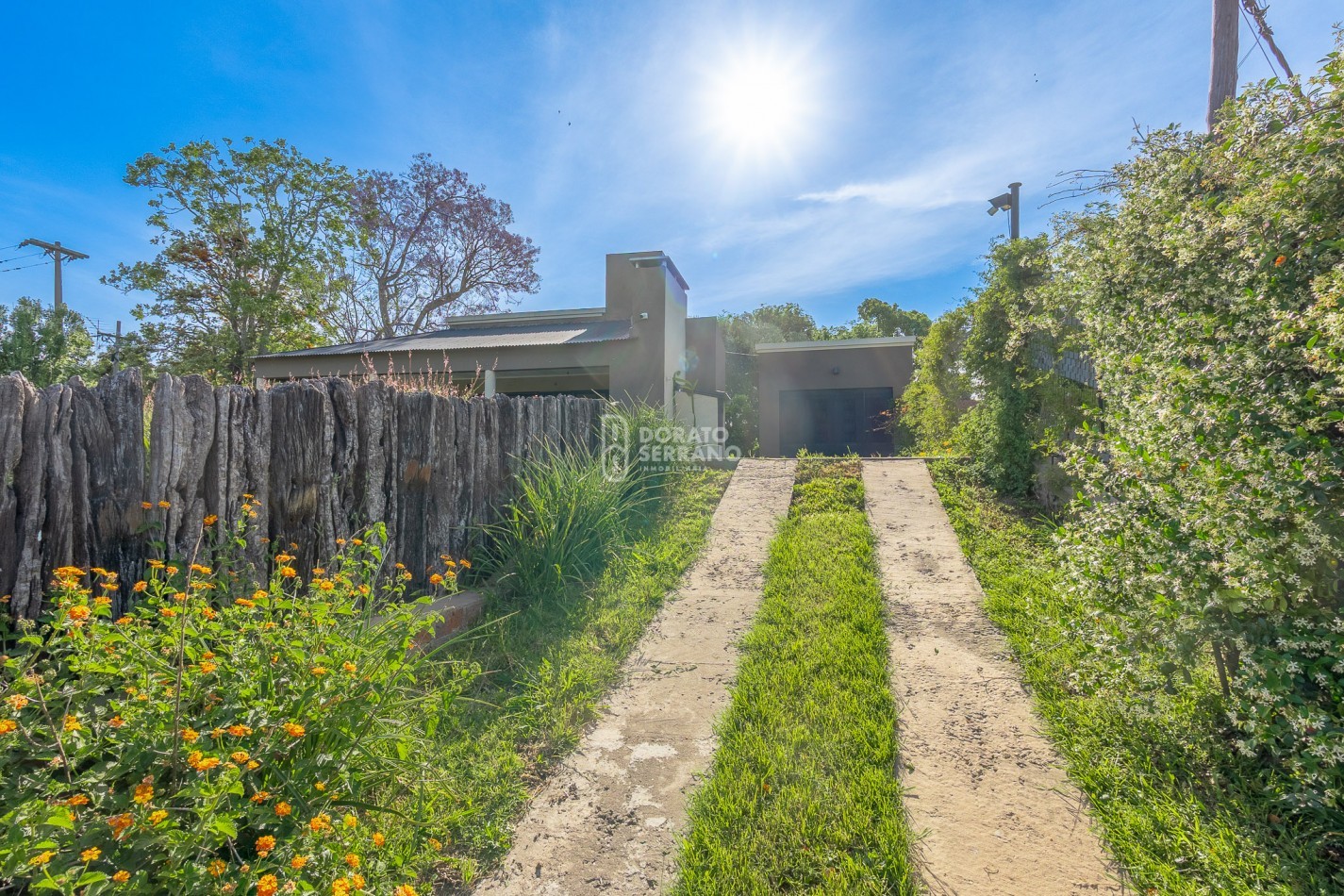 EXTRAORDINARIA! BARRIO GALVEZ - LAGUNA DE LOTTO.