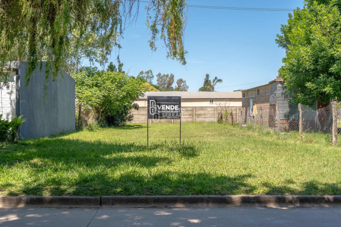 LOTE 10 X 30 - ZONA RESIDENCIAL