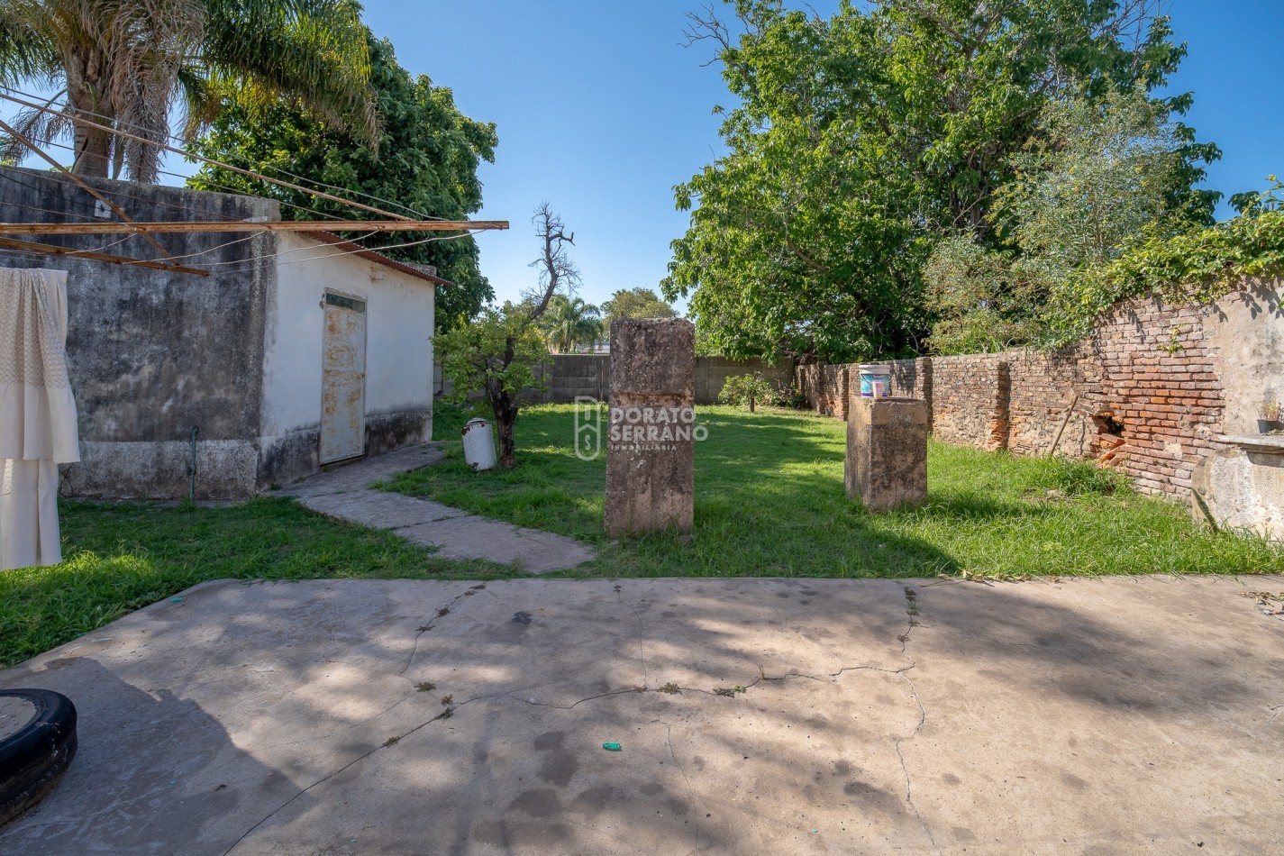 COMPLEJO DE 3 DEPTOS. CENTRICOS + PLUS: LOTE REMANENTE!  