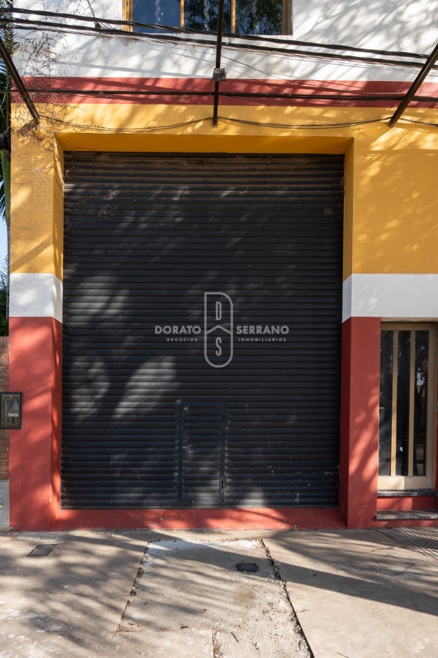 ICONICO SALON COMERCIAL + DEPTOS. A TERMINAR.  