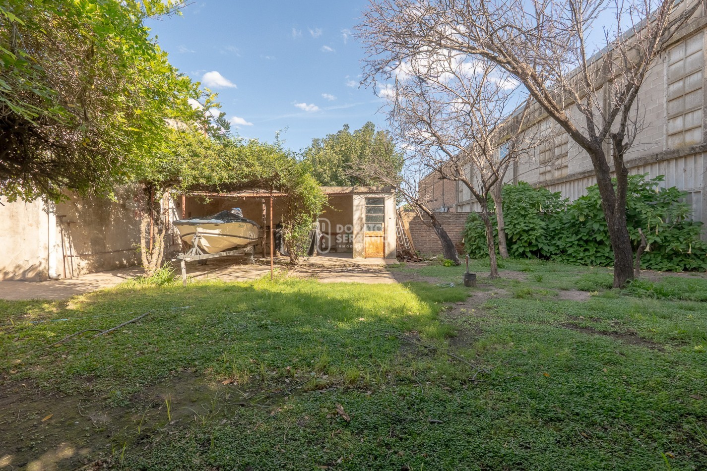 CASA ESTILO COLONIAL - TODOS LOS SERVICIOS!