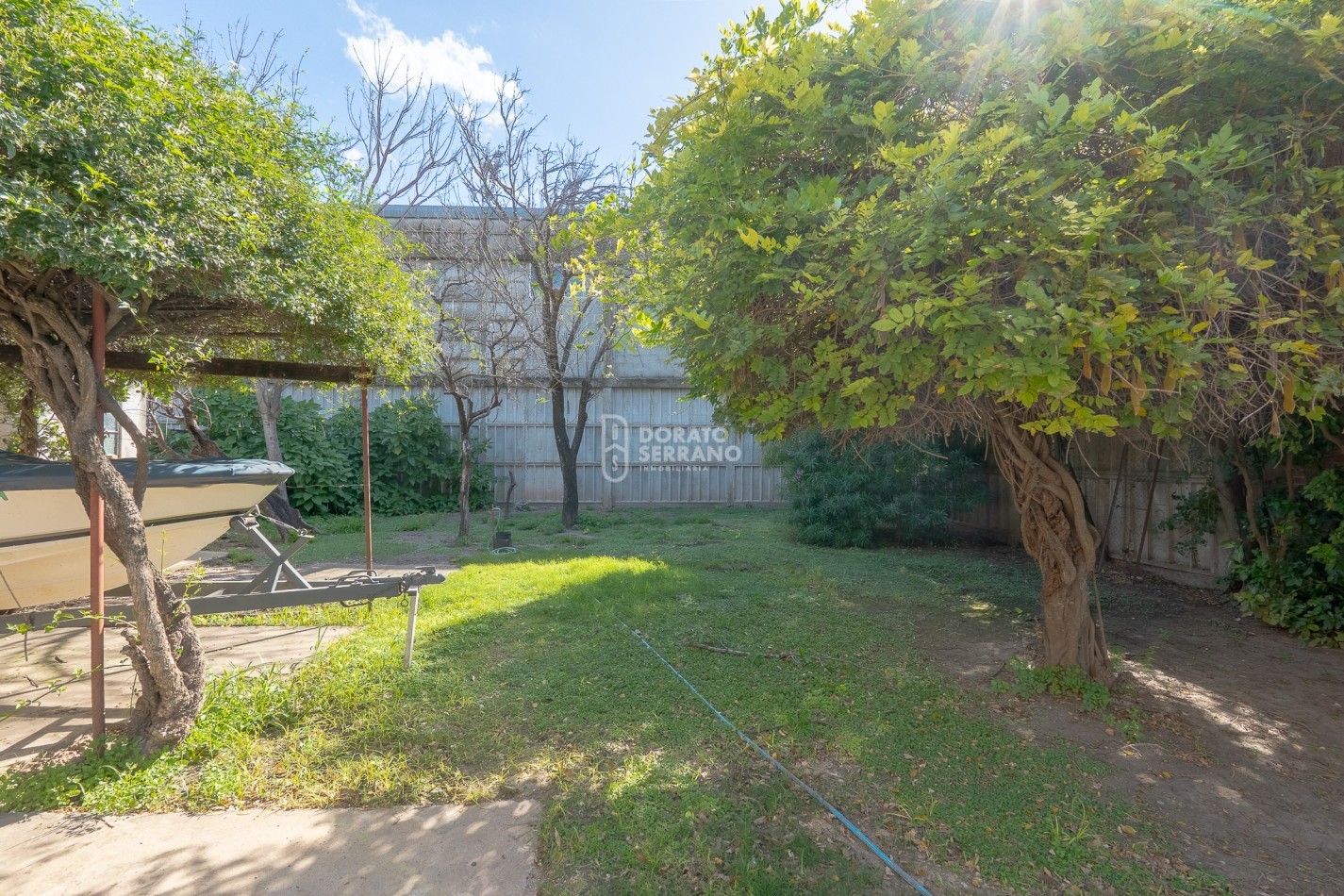 CASA ESTILO COLONIAL - TODOS LOS SERVICIOS!