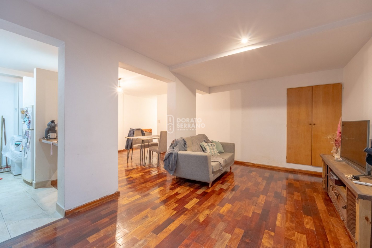 DEPTO. 1 DORMITORIO Y BAULERA S/ PEATONAL SAN MARTIN. ROSARIO!