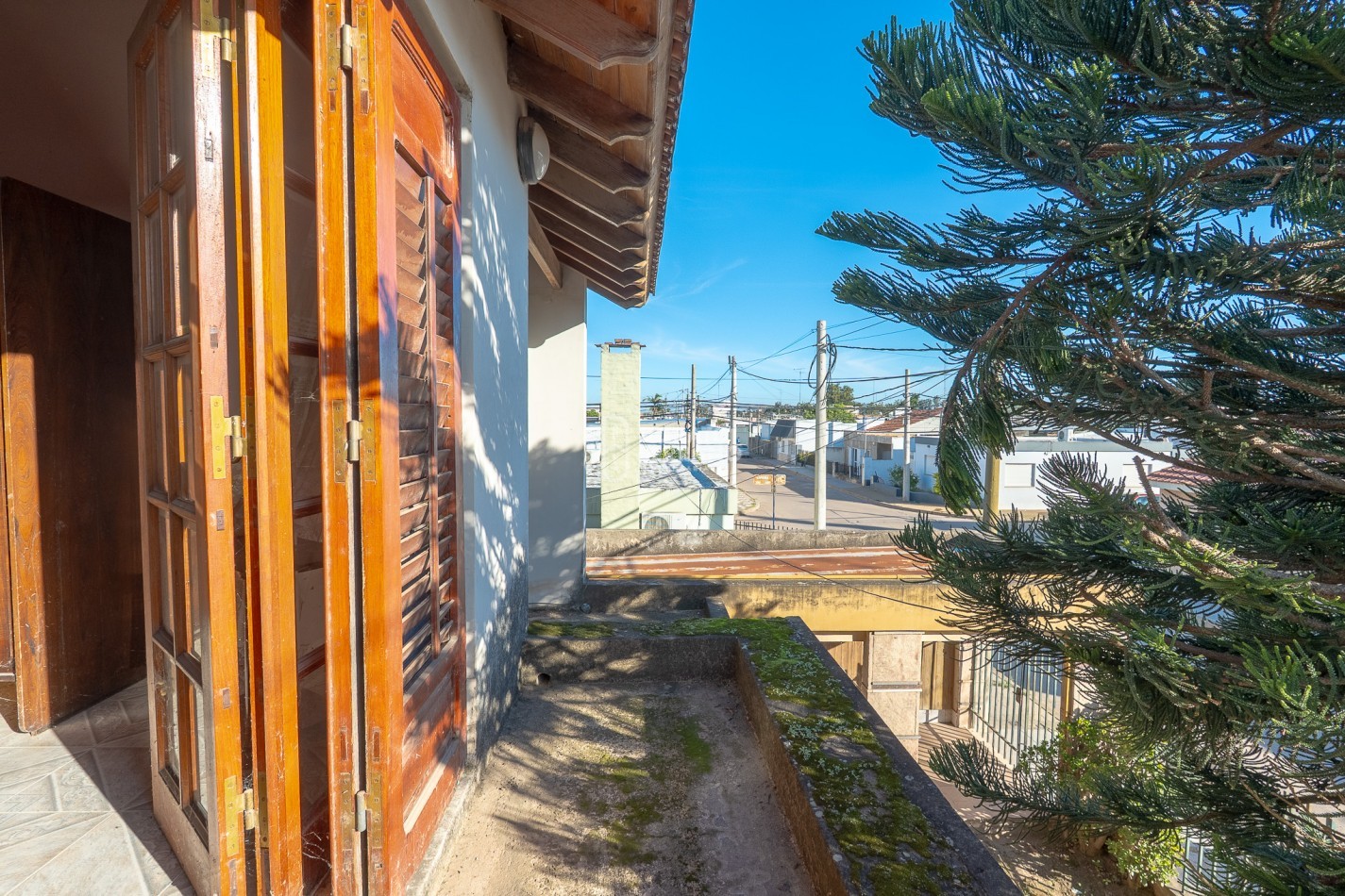 1 CASA DE 2 PLANTAS O 2 DEPTOS. INDEPENDIENTES / A ELECCION! 