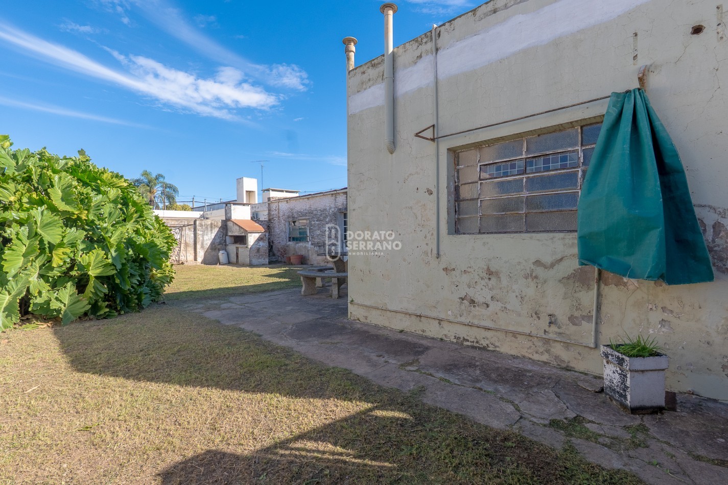 LOTE IDEAL 15X30 - A PASOS DE 20 DE JUNIO! + CASA A RECICLAR O DEMOLER.