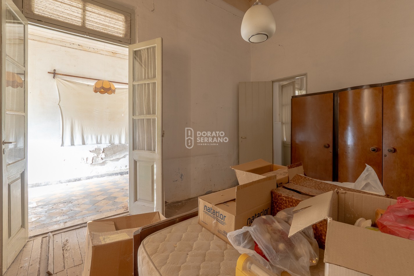 LOTE IDEAL 15X30 - A PASOS DE 20 DE JUNIO! + CASA A RECICLAR O DEMOLER.