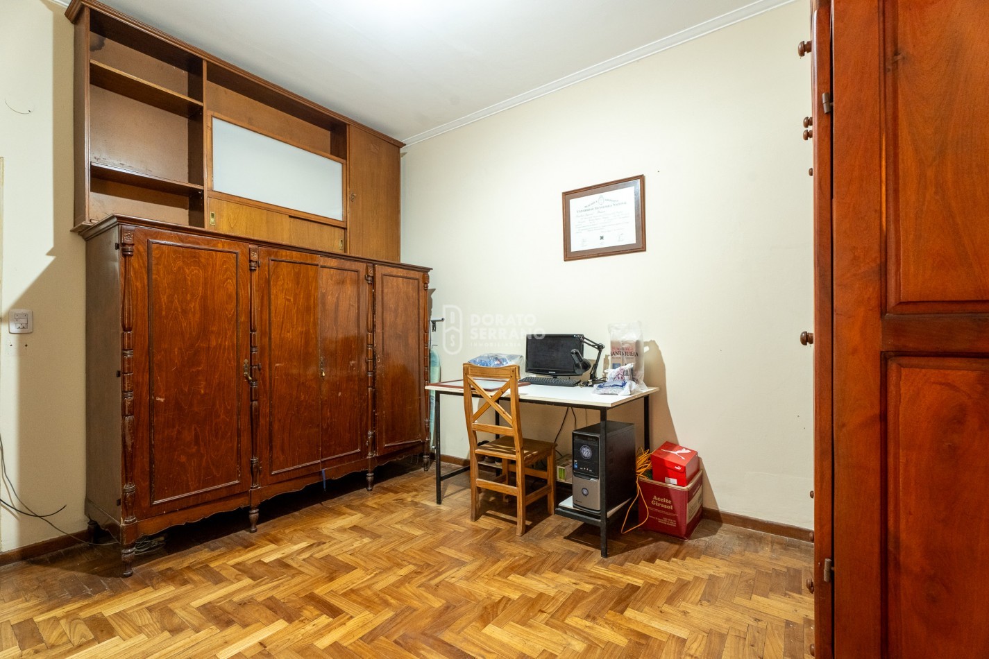 PORTE Y ESTILO PROPIO - AREA CENTRAL!